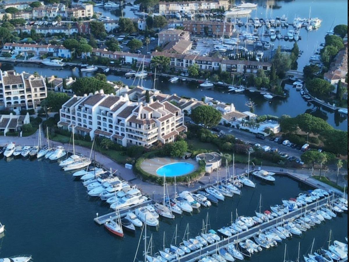 Marina Bella Apartment Коголен Екстериор снимка