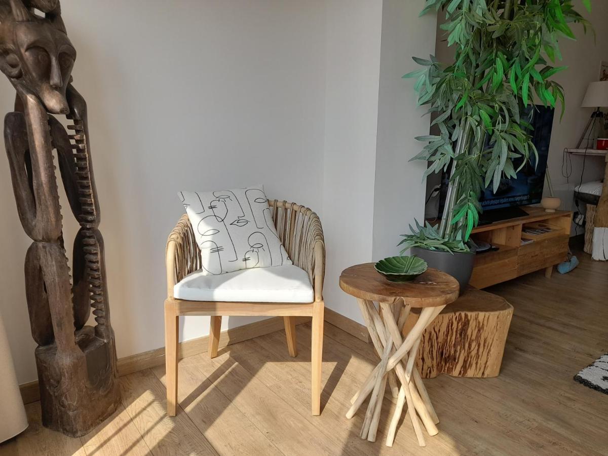 Marina Bella Apartment Коголен Екстериор снимка
