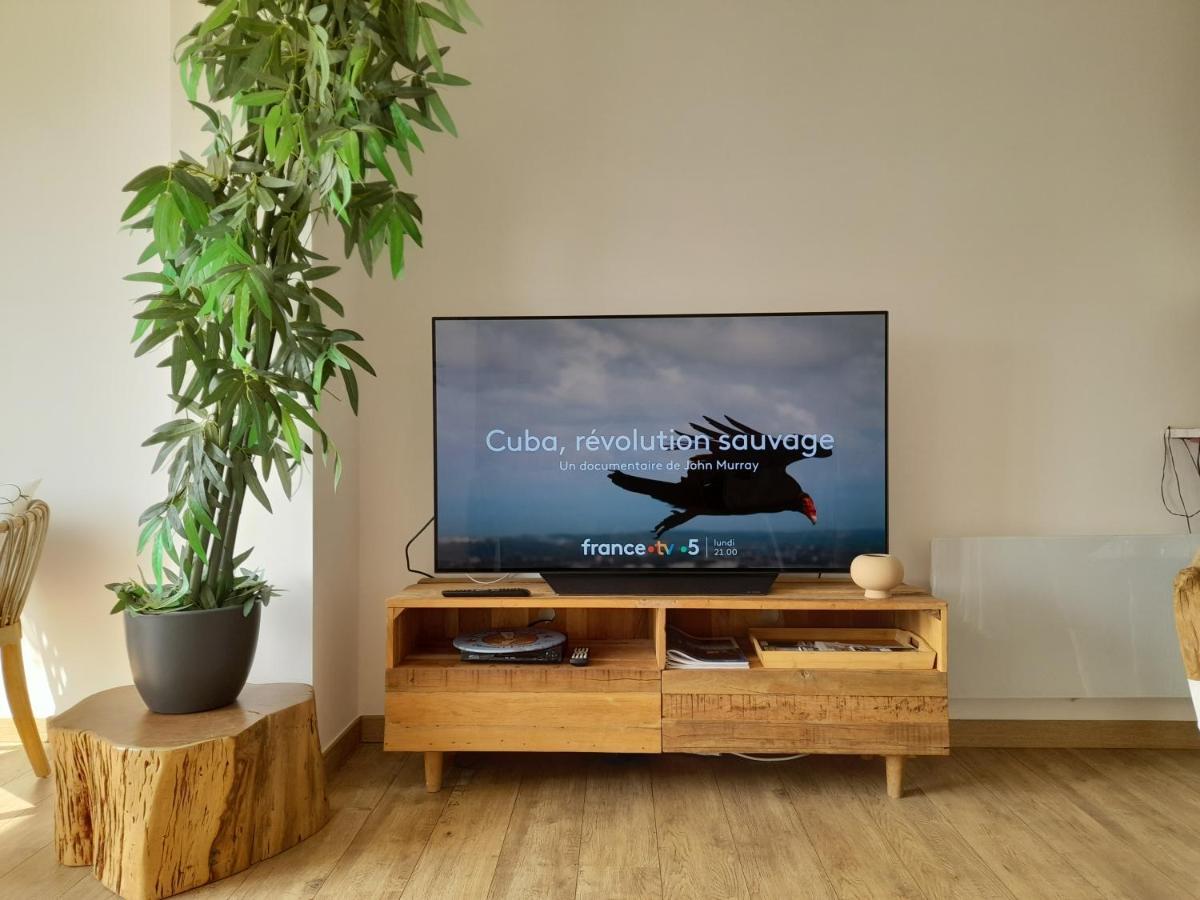 Marina Bella Apartment Коголен Екстериор снимка