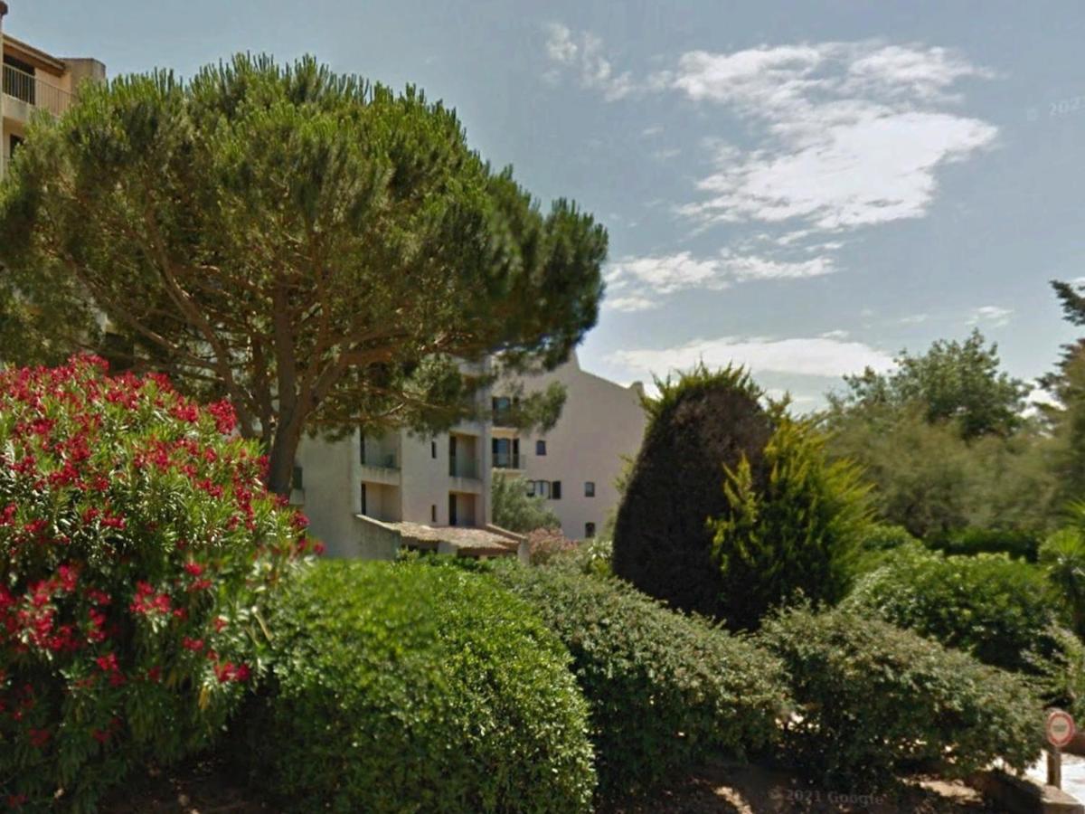 Marina Bella Apartment Коголен Екстериор снимка