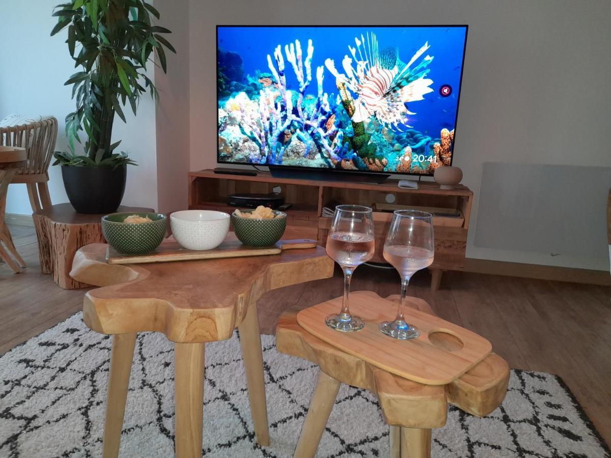 Marina Bella Apartment Коголен Екстериор снимка